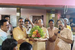 Giridih News: पचम्बा श्री गोपाल गौशाला में कृष्ण जन्माष्टमी की धूम, आधी रात तक झूमे श्रद्धालु