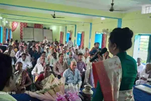 Dumka News: विधायक डॉ. लुईस मरांडी की अध्यक्षता में आयोजित हुई प्रधानगणों की समीक्षा बैठक