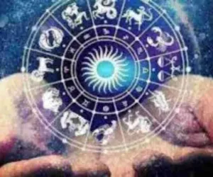 Horoscope: चंद्रमा का प्रभाव, राशियों पर बदलाव: जानें आज क्या कह रहे हैं आपके सितारे