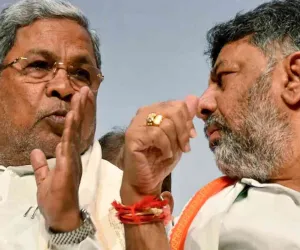 Opinion :  कर्नाटक में सत्ता संग्राम  डीके शिवकुमार बनाम सिद्धारमैया, कांग्रेस में बढ़ा सियासी तनाव