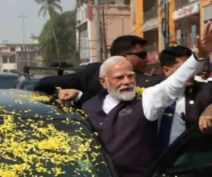 प्रधानमंत्री मोदी उडुपी पहुंचे, रोड शो शुरू, गीतोत्सव कार्यक्रम में होंगे शामिल