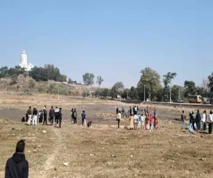 Ranchi News: जगन्नाथपुर तालाब से मिला अज्ञात व्यक्ति का शव, जांच में जुटी पुलिस