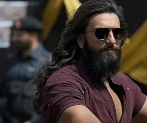 धुरंधर’ की 130 करोड़ OTT डील! नेटफ्लिक्स ने दोनों पार्ट खरीदकर बनाया रणवीर सिंह का नया रिकॉर्ड