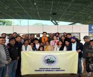 Ranchi News : दावोस से लौटे झारखण्ड चैम्बर का प्रतिनिधिमंडल, रांची एयरपोर्ट पर हुआ भव्य स्वागत