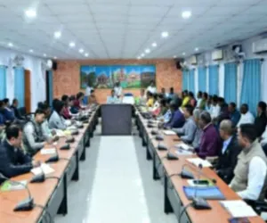 साहिबगंज में शिक्षा विभाग की दुर्गति पर डीसी सख़्त, 15 दिन में सुधार का अल्टीमेटम