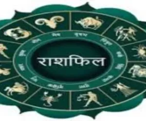 Horoscope: चंद्रमा का प्रभाव, राशियों पर बदलाव: जानें आज क्या कह रहे हैं आपके सितारे
