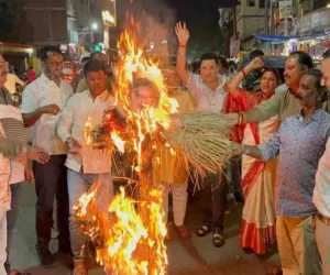 Giridih News: उत्पाद सिपाही भर्ती पेपर लीक मामले को लेकर भाजपा का हल्ला बोल