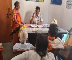 Sahebganj News: जनता दरबार में उमड़ी लोगों की भीड़, कई समस्याओं का ऑन द स्पॉट समाधान
