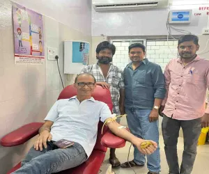 Deoghar News: जन्मदिन पर रक्तदान कर पेश की मानवता की मिसाल