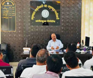 धनवार विधानसभा विशेष गहन पुनरीक्षण 2026: खोरीमहुआ एसडीओ ने राजनीतिक दलों संग की बैठक