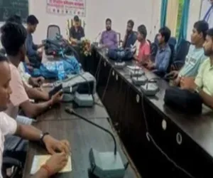Pakur News: प्रज्ञा केंद्र संचालकों का दो दिवसीय विशेष तकनीकी प्रशिक्षण कार्यक्रम शनिवार को हुआ संपन्न