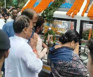 Koderma News: मंत्री सुदिव्य सोनू के निधन पर पूर्व मंत्री डॉ. नीरा यादव ने जताया गहरा शोक