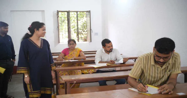 साहिबगंज: संध्या कॉलेज में सरकारी लिपिकों की लेखा परीक्षा संपन्न, प्रशासनिक सुधारों की दिशा में बढ़ते कदम