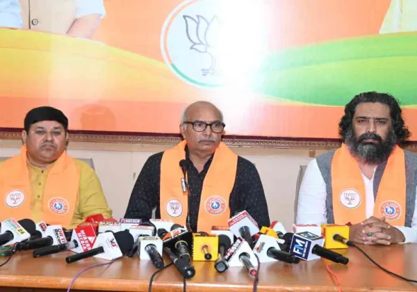 झारखंड में अधिकारी बेलगाम, मुख्यमंत्री की चुप्पी से प्रशासनिक अराजकता बढ़ी: प्रदीप सिन्हा