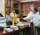 Dhanbad News: वाल्मीकि महापंचायत ने डीसी को दी बधाई, जाति प्रमाण पत्र शिविर लगाने का मिला आश्वासन