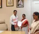 लोहरदगा की खेल क्रांति को मिलेगा नया आयाम! सेन्हा और भण्डरा में स्टेडियम निर्माण की मांग, कैबिनेट मंत्री सुदिव्य कुमार सोनू को सौंपा गया प्रस्ता