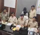 देवघर में ब्राउन शुगर तस्करी का खुलासा, 5.01 ग्राम नशीला पदार्थ, 85,150 रुपये नकद और इलेक्ट्रॉनिक तौल मशीन बरामद, तस्कर गिरफ्तार