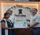 उपायुक्त रामनिवास यादव ने लाभुकों को सौंपे ड्राइविंग लाइसेंस, जून में 1,779 लाइसेंस जारी