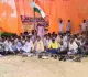 Palamu News: हरिहरगंज में बिजली संकट पर जनाक्रोश, विद्युत कार्यालय का घेराव, 24 घंटे बिजली की मांग