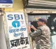 Hazaribagh News: अपराध नियंत्रण हेतु पुलिस की नई पहल, संवेदनशील स्थानों पर लगे 'रक्षक ऐप' QR कोड