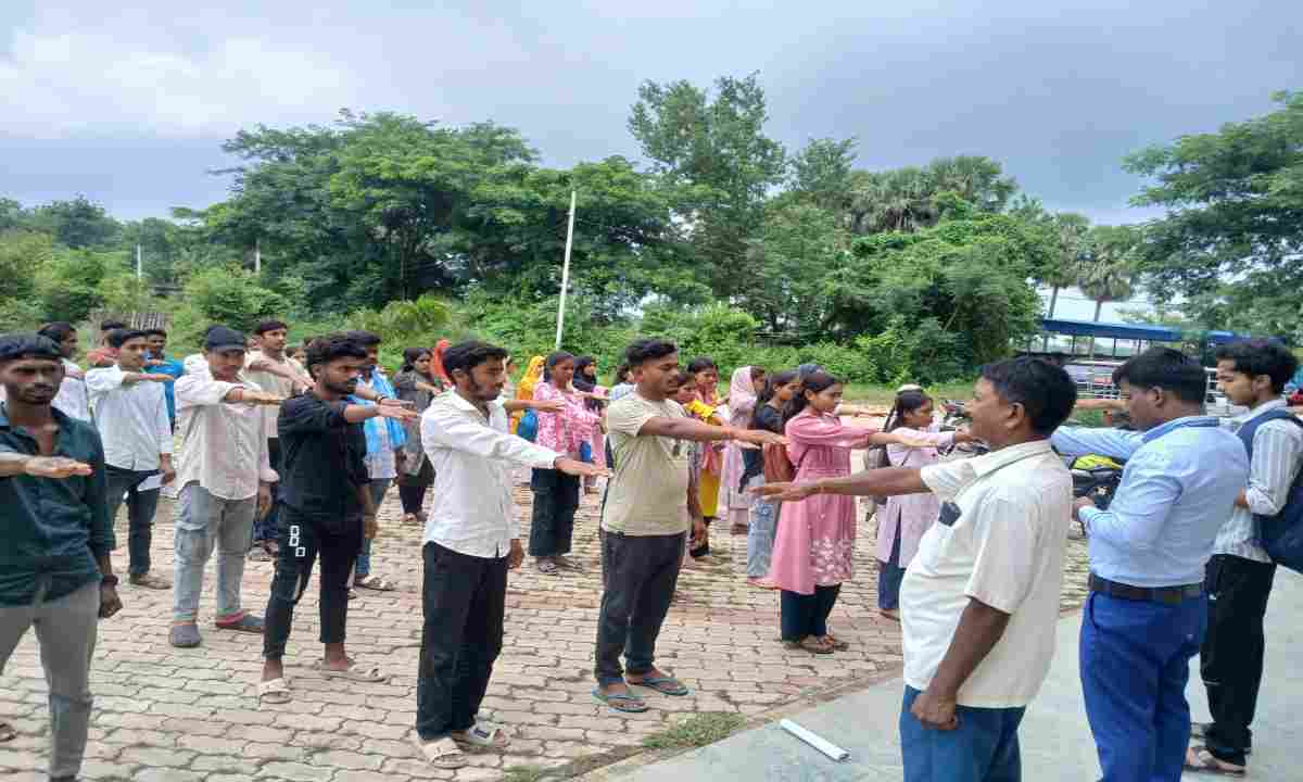 Sahebganj News: राजमहल मॉडल कॉलेज में नशा मुक्त भारत अभियान के तहत लिया गया संकल्प