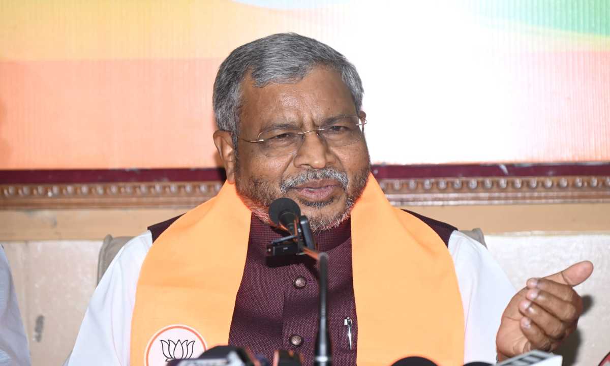 सीएजी रिपोर्ट ने खोली हेमंत सरकार के वित्तीय कुप्रबंधन की पोल, बाबूलाल मरांडी का हमला