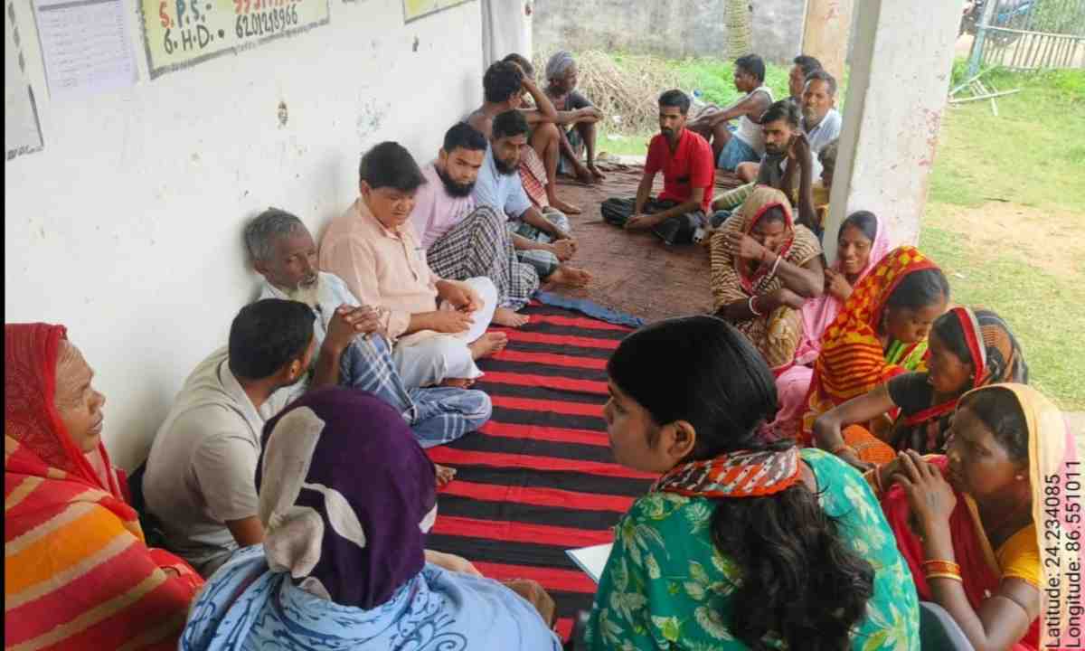 Deoghar News: कियाजोरी गांव में मुखिया मोजस्मा खातुन की अध्यक्षता में ग्राम सभा आयोजित