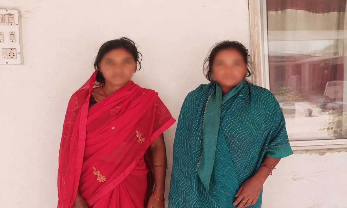 Crime News: गोड्डा में 16 वर्षीय किशोर की हत्या का खुलासा, दो महिलाएं गिरफ्तार; मोबाइल-गमछा बरामद