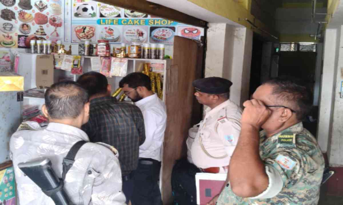 Sahebganj News: कोटालपोखर में तंबाकू नियंत्रण को लेकर चली छापेमारी, 5 दुकानें चालान