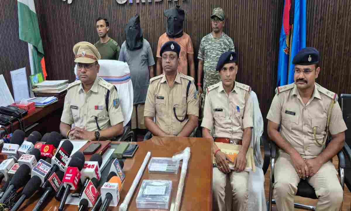 Giridih News: बगोदर के घाघरा हत्याकांड का पुलिस ने किया त्वरित खुलासा, दो आरोपी गिरफ्तार